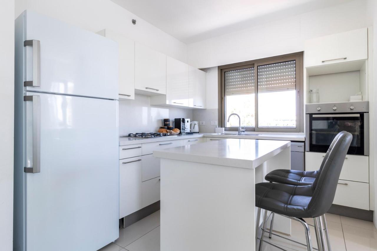 Luxury Three-Bedroom/Terrace Over Old City View Yerusalem Bagian luar foto