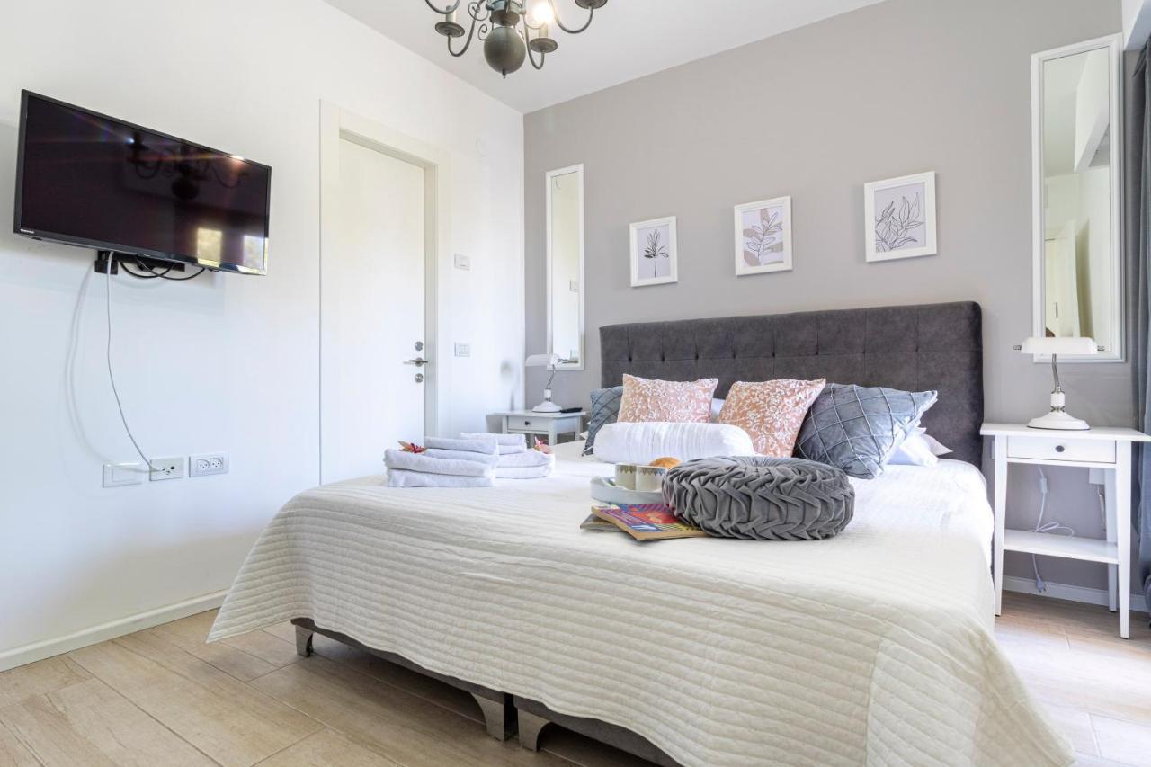 Luxury Three-Bedroom/Terrace Over Old City View Yerusalem Bagian luar foto