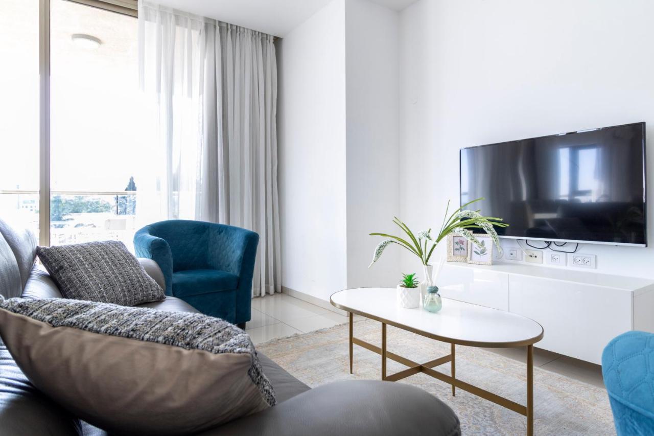Luxury Three-Bedroom/Terrace Over Old City View Yerusalem Bagian luar foto