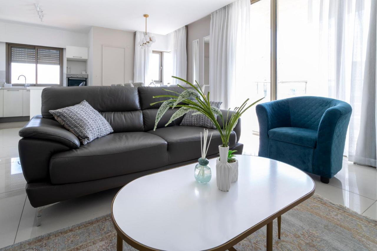 Luxury Three-Bedroom/Terrace Over Old City View Yerusalem Bagian luar foto