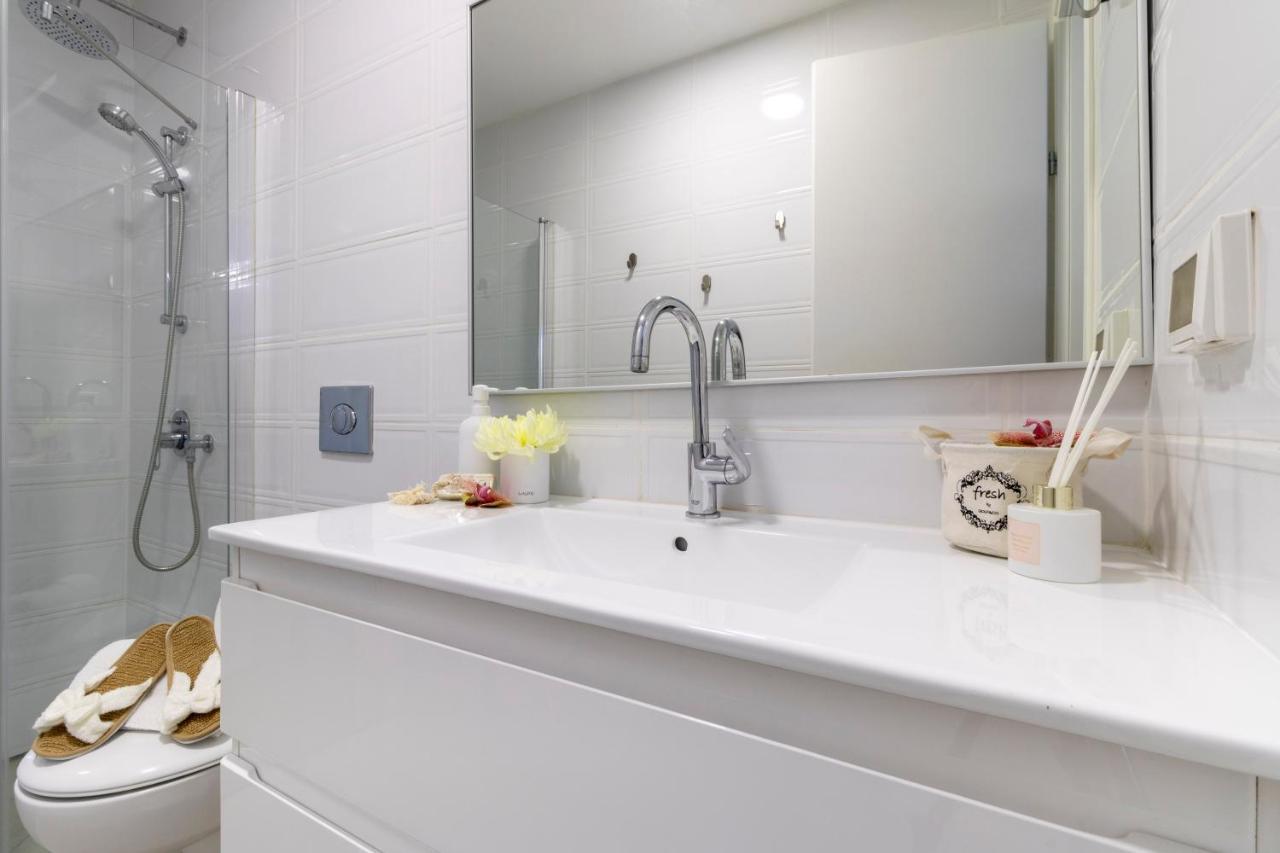 Luxury Three-Bedroom/Terrace Over Old City View Yerusalem Bagian luar foto